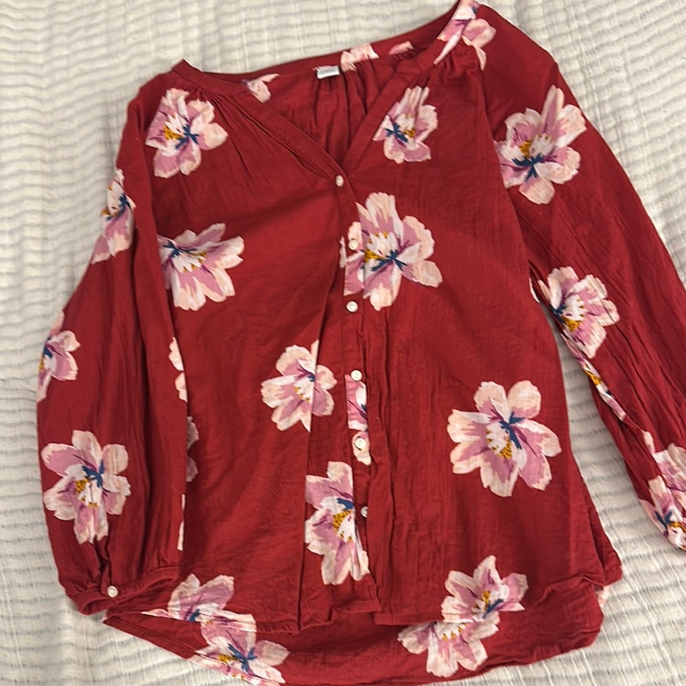 Old Navy Red Puff Sleeve Blouse with Relaxed Fit